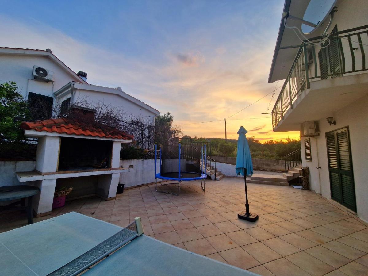 Holliday Home Nino Slatine Exterior foto